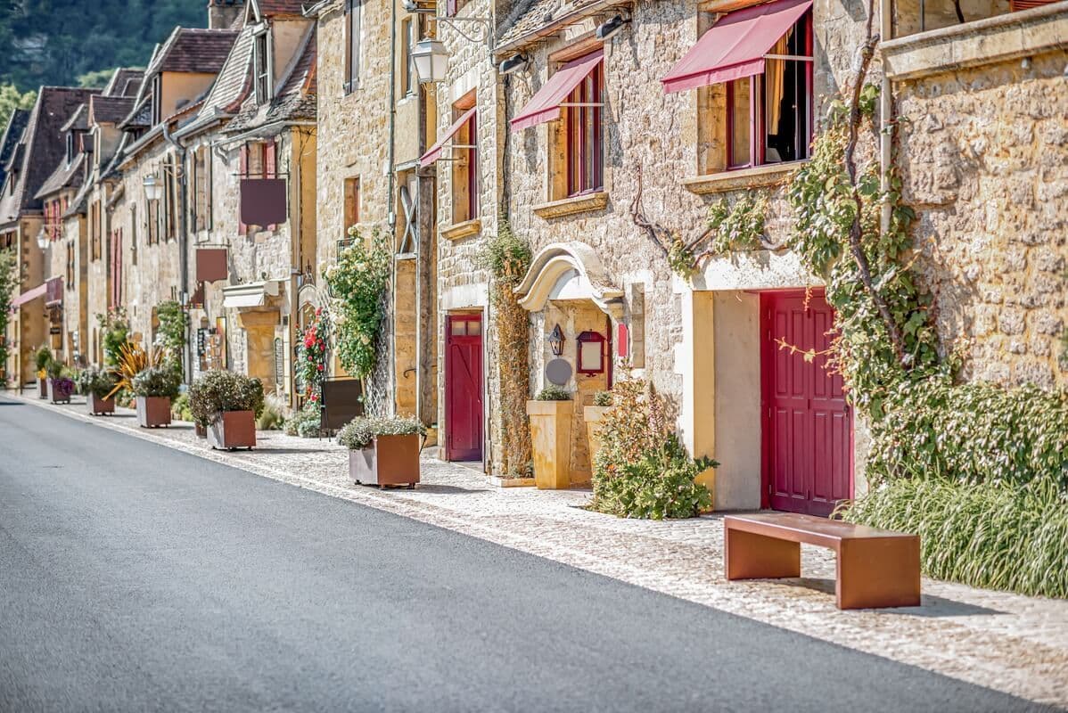 Visiter la dordogne pendant votre séjour chez "le bonheur dans notre pré"